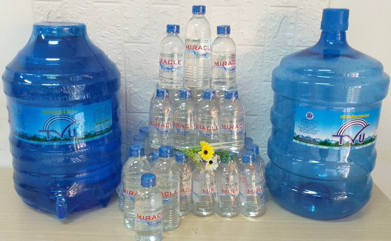 don-hangnuoc-dong-chai-tinh-dai-trung-dai-loan